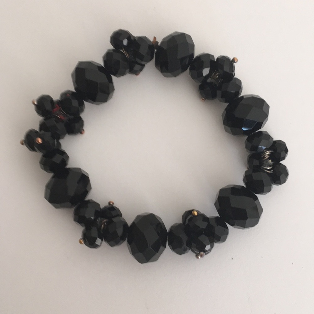 VINTAGE BLACK FACETED GLASS BEAD STRETCH  BRACELET